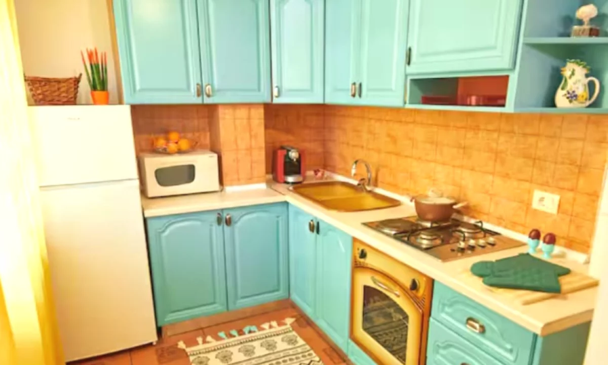 Shtepi me qera Apartament ne Tirane, 2+1, Mobilimi E mobiluar, Pagesa 750  Euro.