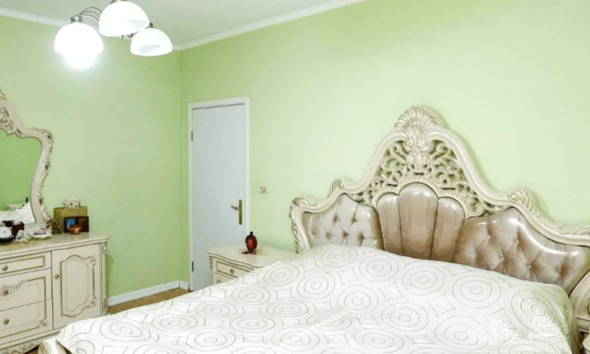 Shtepi me qera Apartament ne Tirane, 2+1, Mobilimi E mobiluar, Pagesa 800  Euro.
