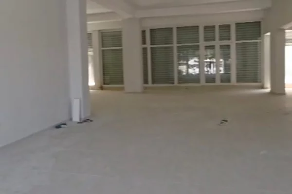 Ambient biznesi ne shitje 1+1 ne Tirane - 350,000 Euro