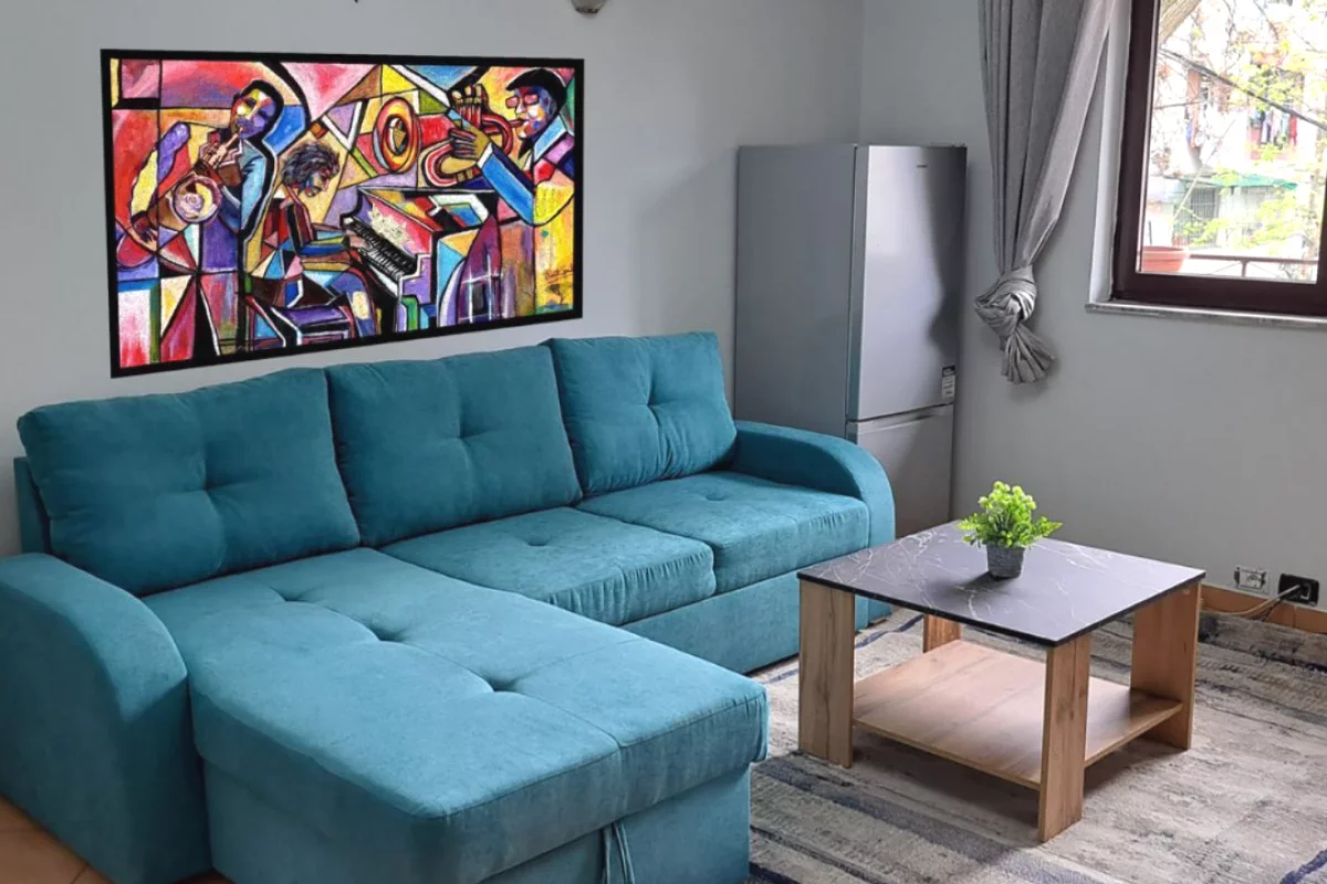 Shtepi me qera Apartament ne Tirane, 2+1, Mobilimi E mobiluar, Pagesa 550  Euro.