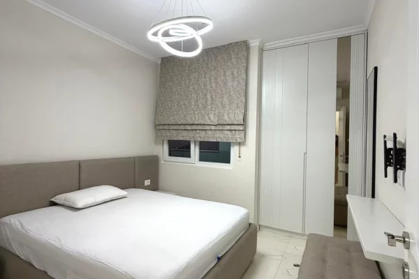 Shtepi me qera 2+1 ne Tirane - 650 Euro