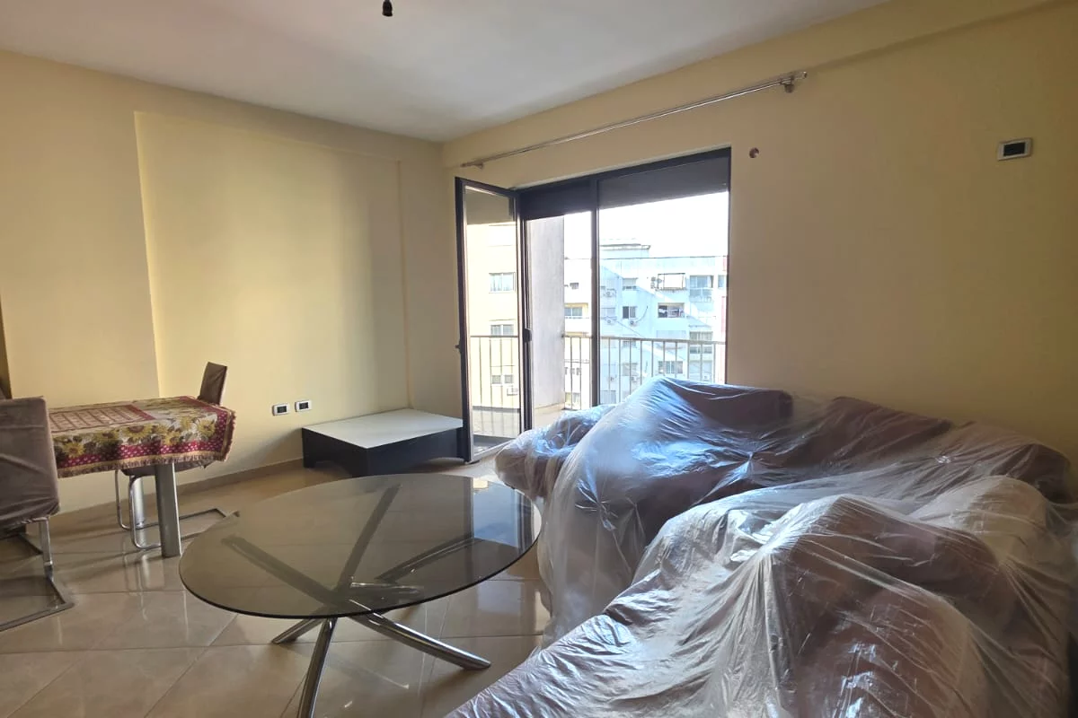 Shtepi me qera Apartament ne Tirane, 2+1, Mobilimi E mobiluar, Pagesa 500  Euro.