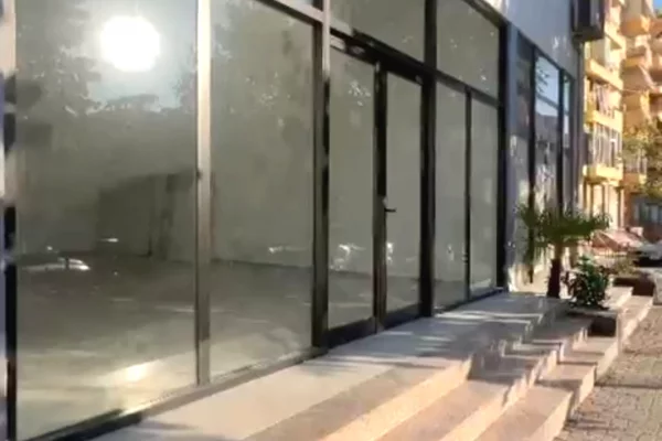 Ambient biznesi me qera 1+1 ne Tirane - 500 Euro
