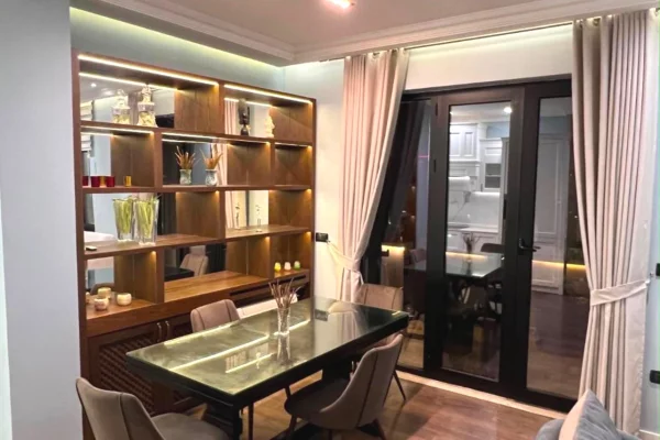 Shtepi me qera 2+1 ne Tirane - 1,500 Euro