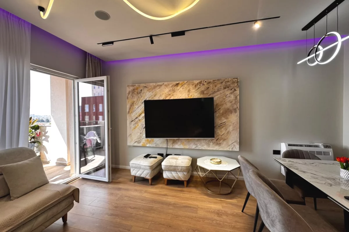 Shtepi me qera Apartament ne Tirane, 2+1, Mobilimi E mobiluar, Pagesa 800  Euro.