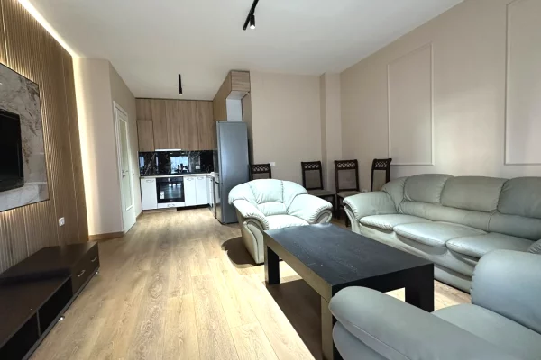 Jepet apartament 1+1 me qira tek Liqeni i Thate , prane Hotel Radisson , Kopshti Botanik , Kopshti 