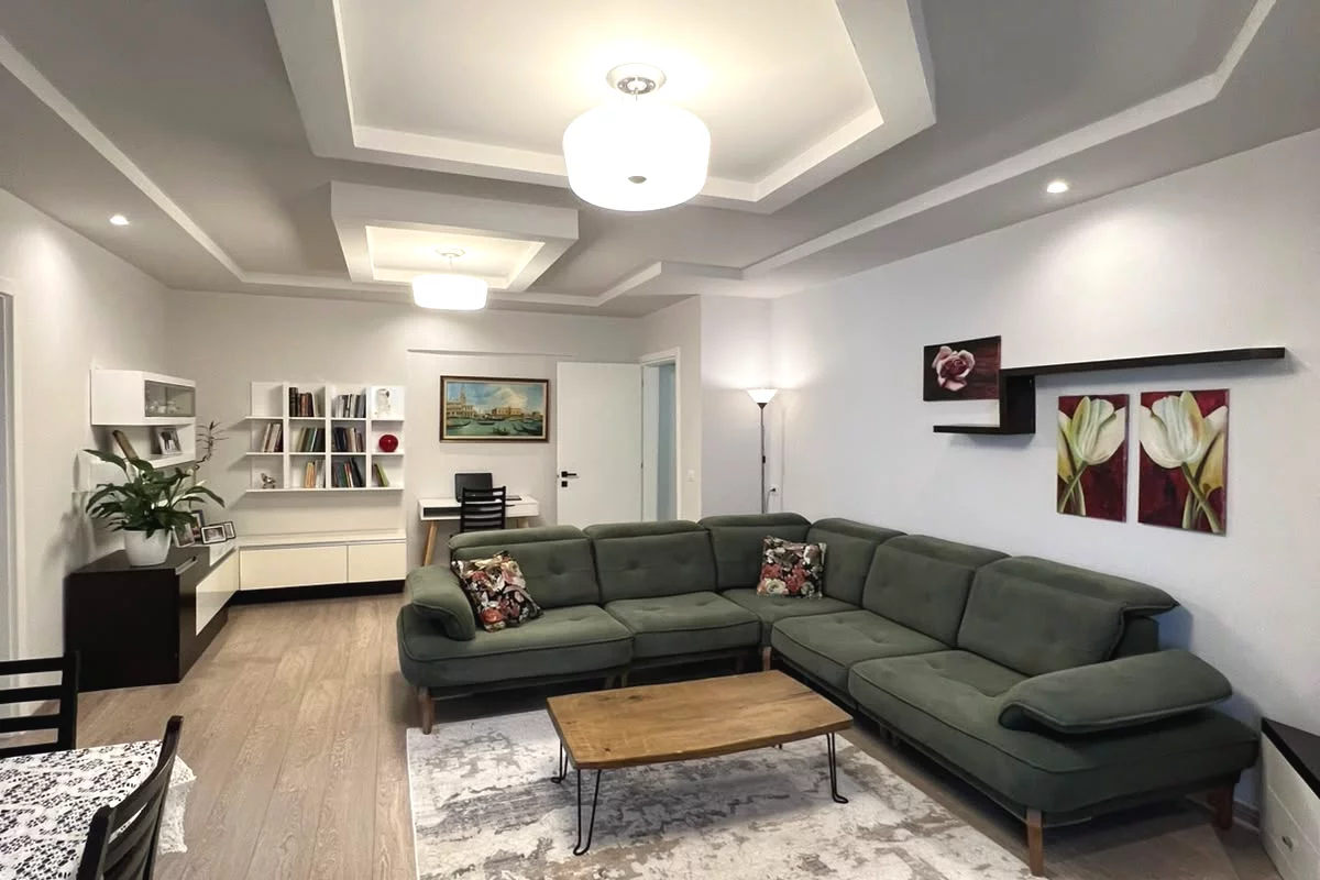 Shtepi ne shitje Apartament ne Tirane, 2+1, Mobilimi E mobiluar, Pagesa 245,000  Euro.