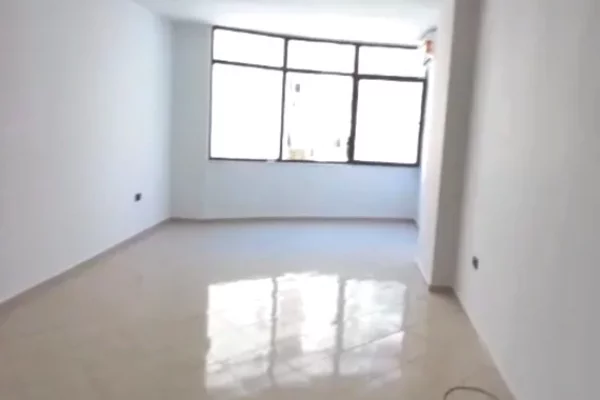 Shitet apartament 2+1 ne Astir , prane Bar Bohem , Unaza e re , Yzberisht 