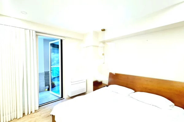 Shtepi me qera 2+1 ne Tirane - 2,500 Euro