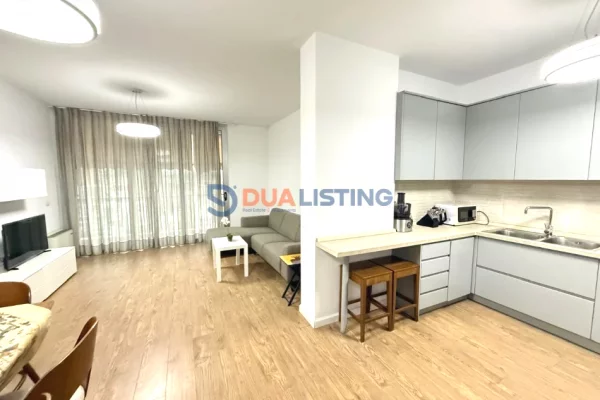 Shtepi me qera 2+1 ne Tirane - 1,500 Euro