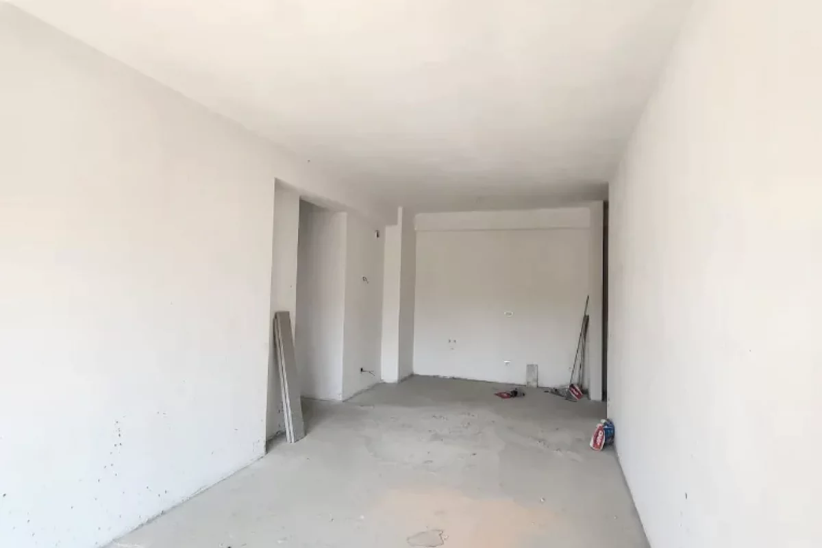 Apartment for sale in Tirana 2+1, Emty