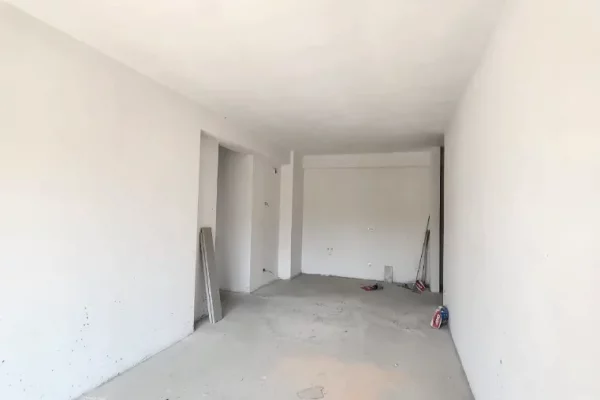 Shitet apartament 2+1+2 tek ish Fusha e Aviacionit .