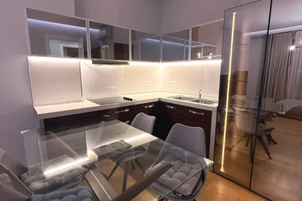 Shtepi me qera 1+1 ne Tirane - 850 Euro
