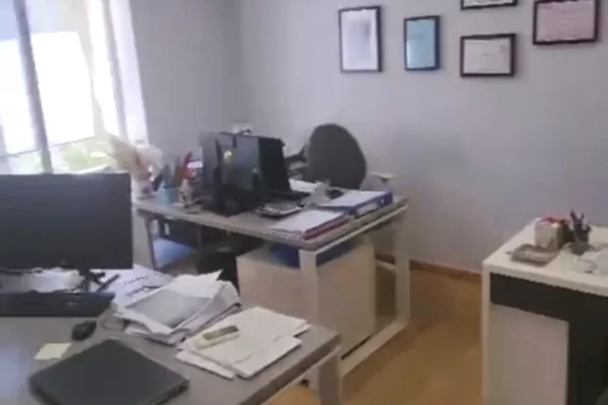 Jepet zyre me qira tek ish Blloku . 