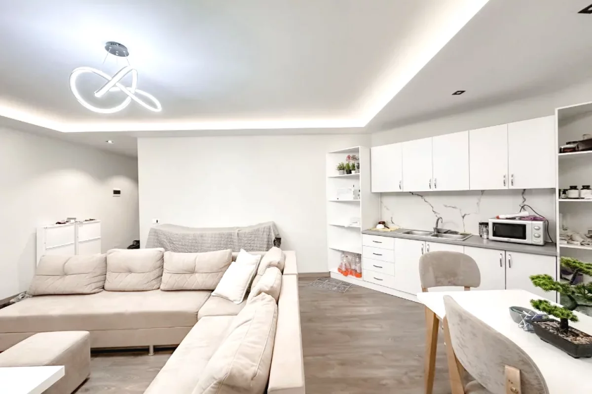 Apartment for sale in Tirana 2+1, Furnished