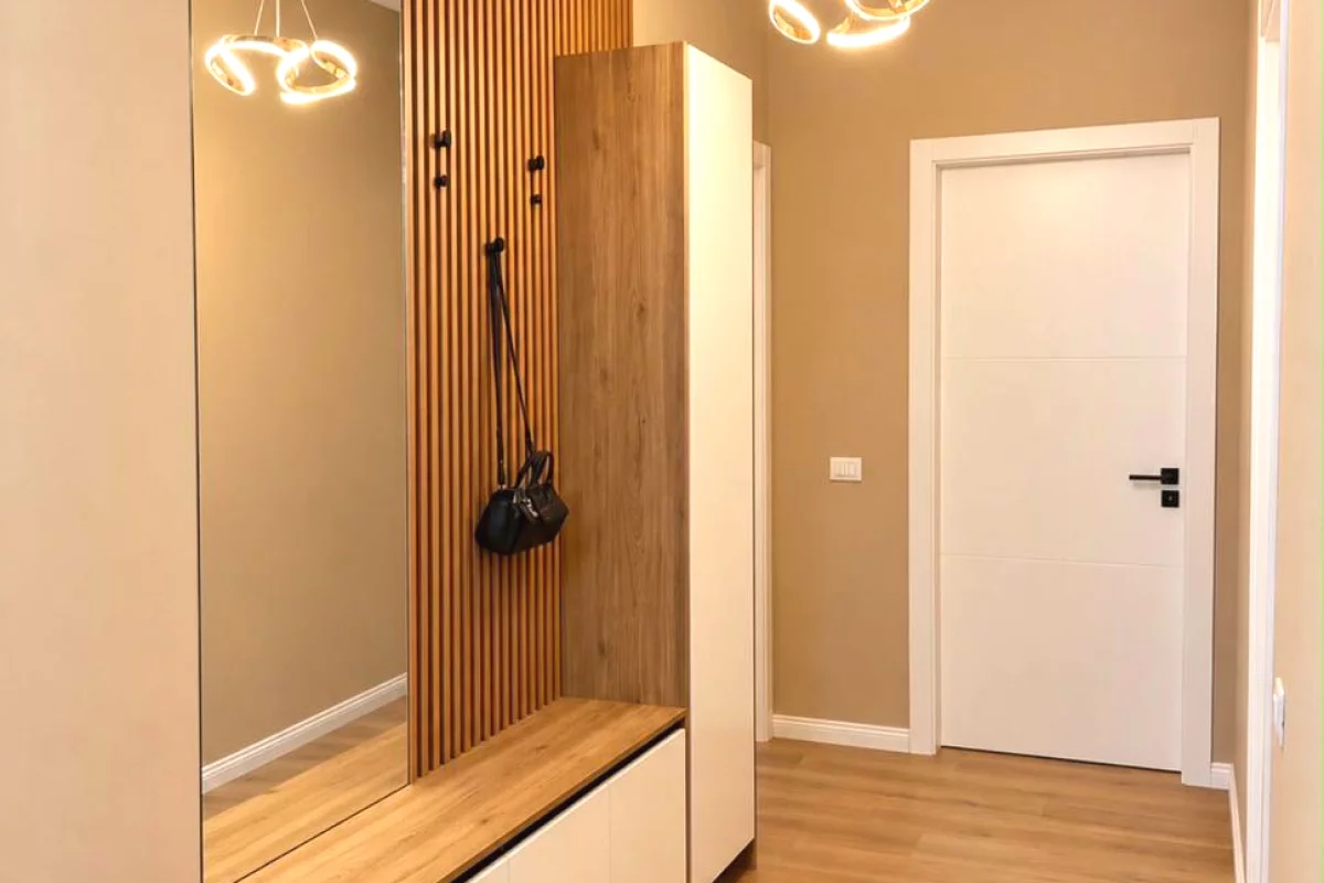 Shtepi me qera Apartament ne Tirane, 2+1, Mobilimi E mobiluar, Pagesa 1,200  Euro.
