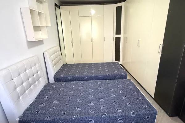 Shtepi me qera 2+1 ne Tirane - 700 Euro