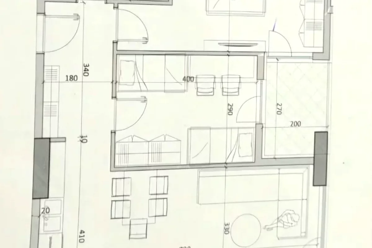 Shtepi ne shitje Apartament ne Tirane, 2+1, Mobilimi Bosh, pa mobiluar, Pagesa 78,800  Euro.