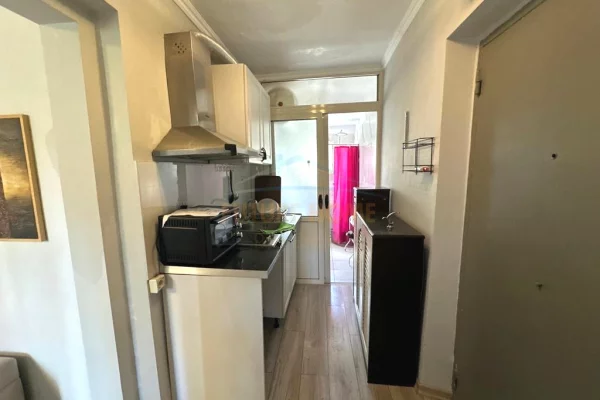 Jepet apartament 1+1 me qira tek Lulishtje Cajupi , Komuna e Parisit , Stadiumi Dinamo , Ish Ekspozi