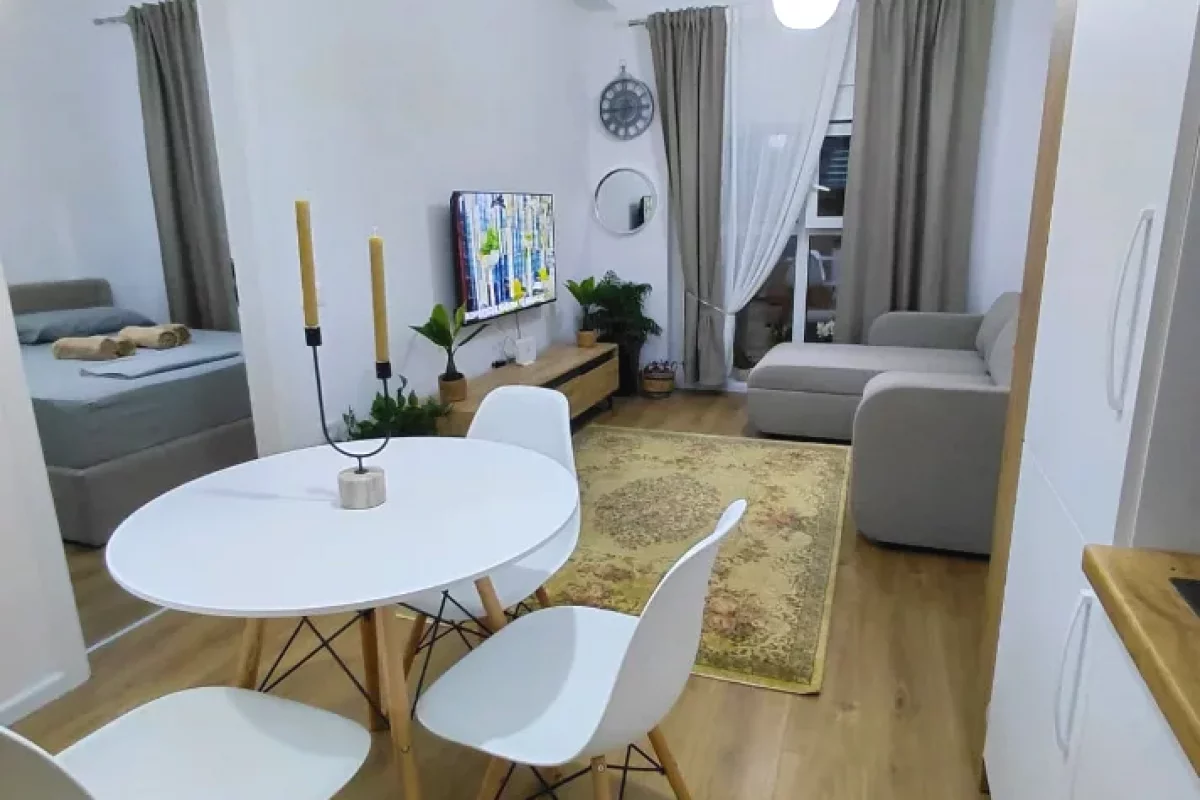 Shtepi me qera Apartament ne Tirane, 1+1, Mobilimi E mobiluar, Pagesa 500  Euro.