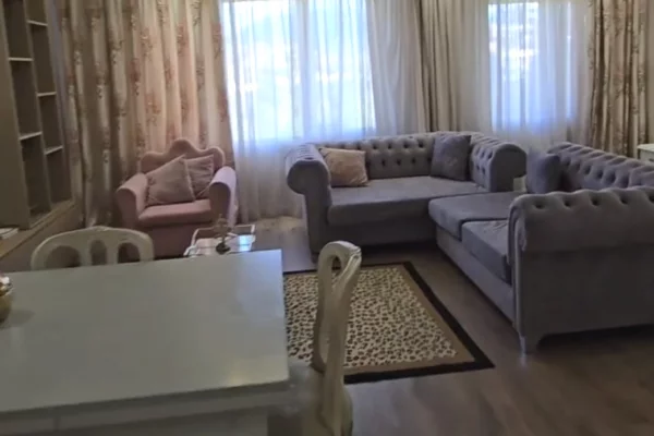 Shtepi ne shitje 2+1 ne Tirane - 220,000 Euro
