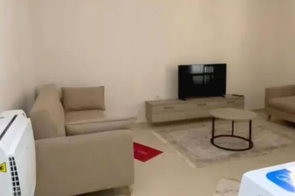 Shtepi me qera 1+1 ne Tirane - 500 Euro