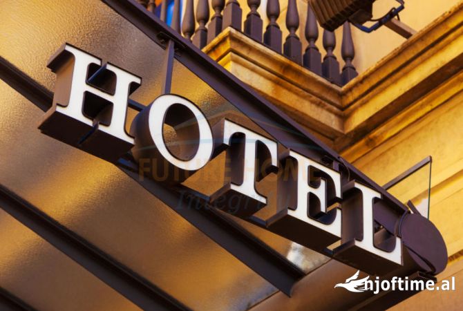 Ambiente Commerciale in Vendita 5+1 a Durazzo - 1,000,000 Euro