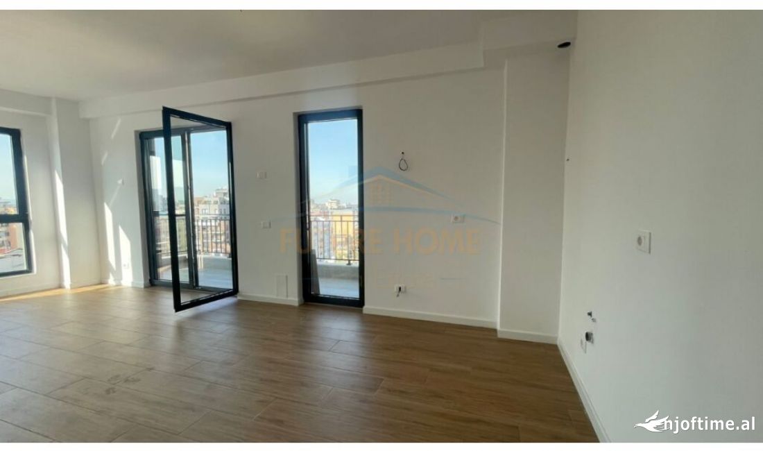 Qera, Ambient Biznesi per Zyra, Blloku, Tirane.