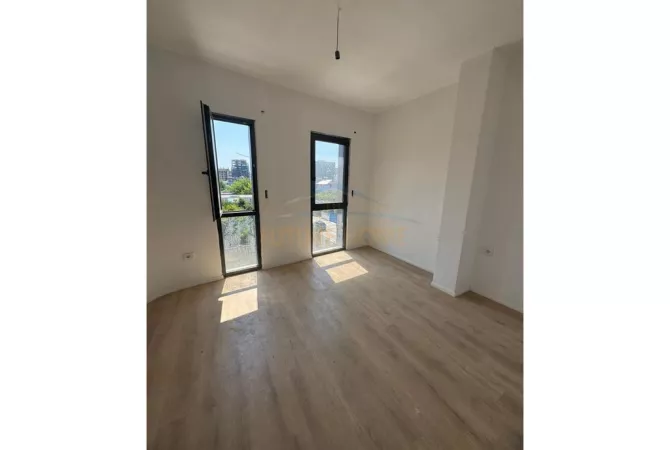 Shtepi ne shitje 2+1 ne Tirane - 190,000 Euro