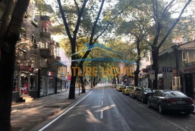 Business Property for Rent 1+1 in Tirana - 1,400 Euro