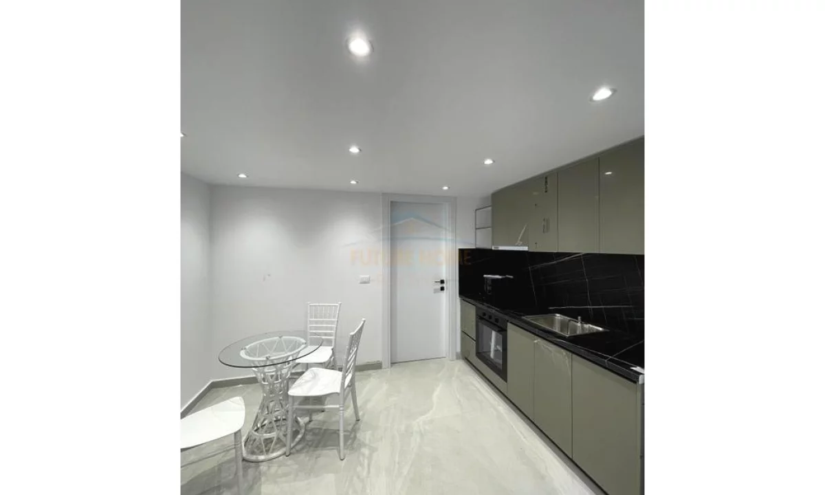 Shtepi me qera Duplex(shtepi me 2 kate) ne Tirane, 1+1, Mobilimi E mobiluar, Pagesa 450  Euro.