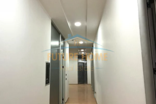 Qira , Office Ambient , Bllok