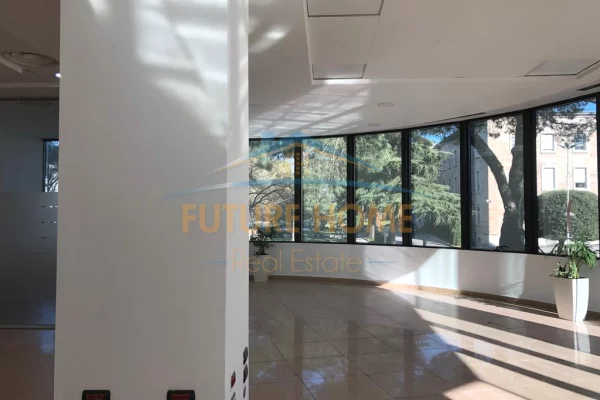 Qira , Office Ambient , Bllok