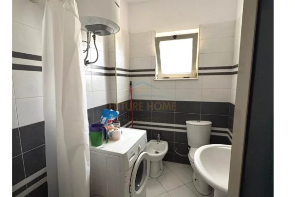 Shtepi me qera Apartament ne Tirane, 1+1, Mobilimi E mobiluar, Pagesa 550  Euro.