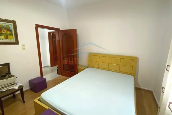 Shtepi me qera Apartament ne Tirane, 2+1, Mobilimi E mobiluar, Pagesa 600  Euro.