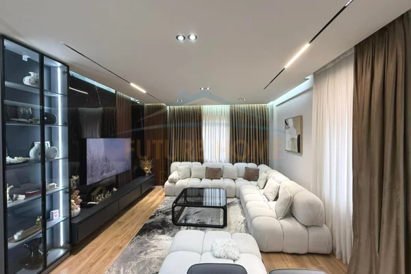 Casa in vendita 3+1 a Tirana - 250,000 Euro