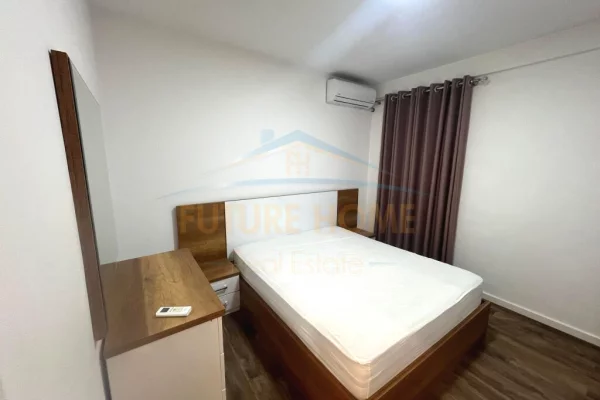Shtepi me qera Apartament ne Tirane, 2+1, Mobilimi E mobiluar, Pagesa 600  Euro.