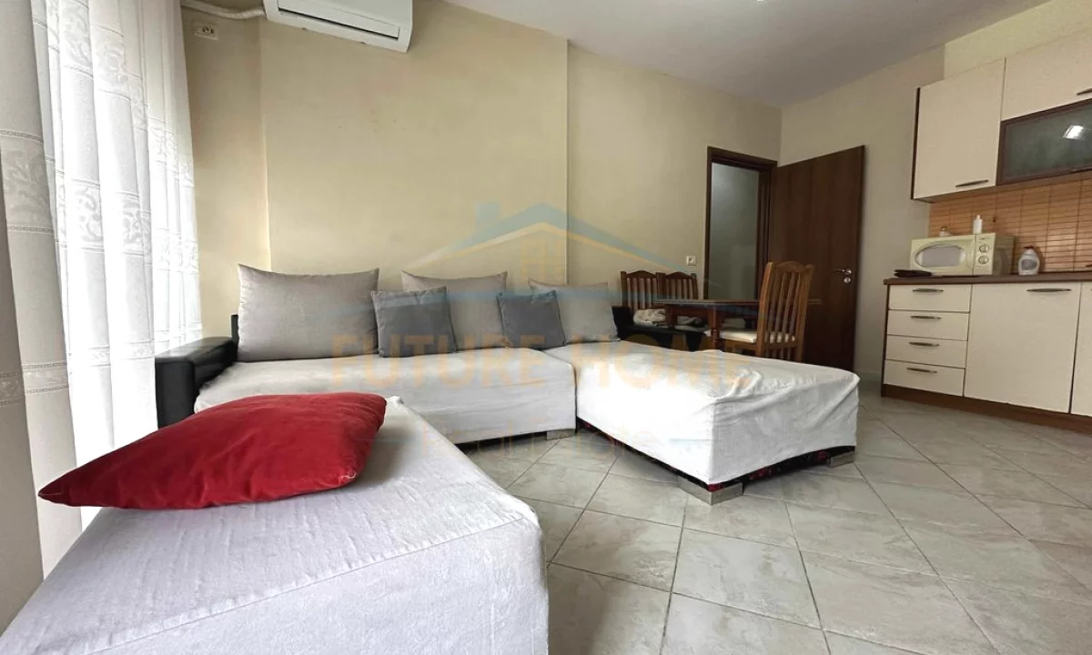 Shtepi me qera Apartament ne Tirane, 1+1, Mobilimi E mobiluar, Pagesa 550  Euro.