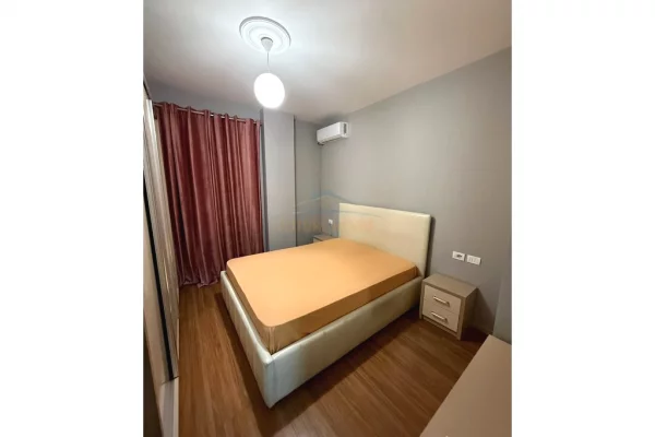 Shtepi me qera Apartament ne Tirane, 2+1, Mobilimi E mobiluar, Pagesa 500  Euro.