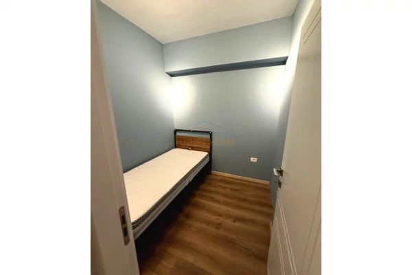 Shtepi me qera Apartament ne Tirane, 2+1, Mobilimi E mobiluar, Pagesa 500  Euro.