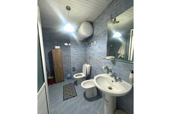 Shtepi me qera Apartament ne Tirane, 2+1, Mobilimi E mobiluar, Pagesa 850  Euro.