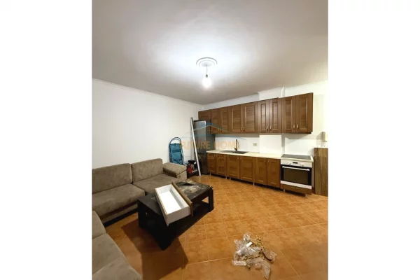 Shtepi me qera Apartament ne Tirane, 1+1, Mobilimi E mobiluar, Pagesa 400  Euro.