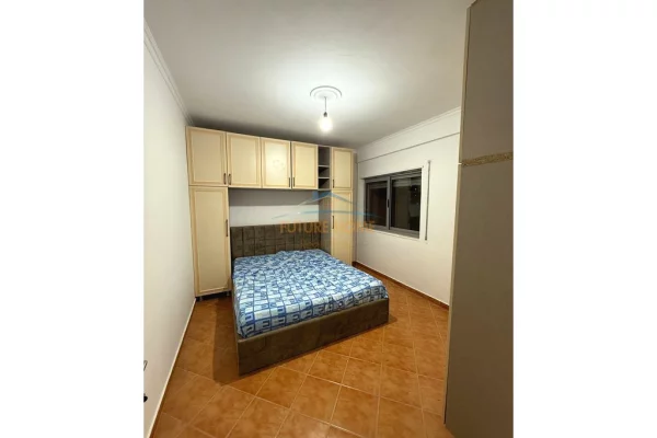 Shtepi me qera Apartament ne Tirane, 1+1, Mobilimi E mobiluar, Pagesa 400  Euro.
