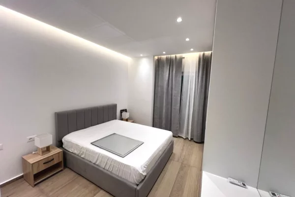 Shtepi me qera Apartament ne Tirane, 1+1, Mobilimi E mobiluar, Pagesa 800  Euro.