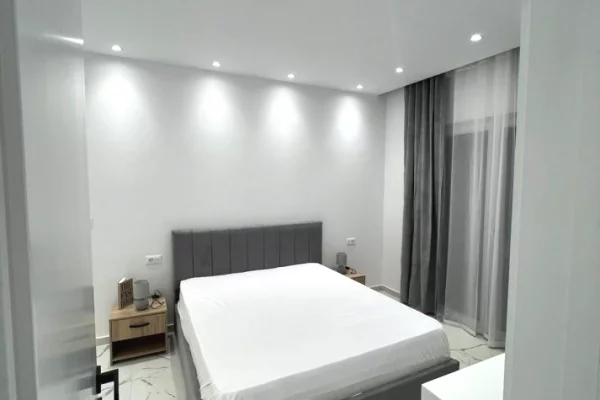 Shtepi me qera Apartament ne Tirane, 1+1, Mobilimi E mobiluar, Pagesa 800  Euro.