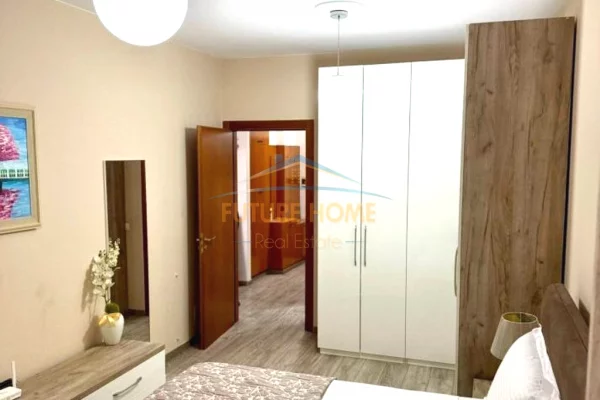 Shtepi me qera Apartament ne Tirane, 1+1, Mobilimi E mobiluar, Pagesa 600  Euro.