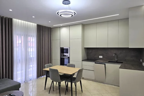 Shtepi me qera Apartament ne Tirane, 2+1, Mobilimi E mobiluar, Pagesa 600  Euro.