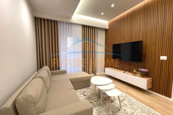 Shtepi me qera Apartament ne Tirane, 1+1, Mobilimi E mobiluar, Pagesa 550  Euro.