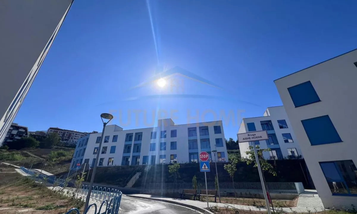 Shtepi ne shitje Apartament ne Tirane, 1+1, Mobilimi Bosh, pa mobiluar, Pagesa 880,000  Euro.