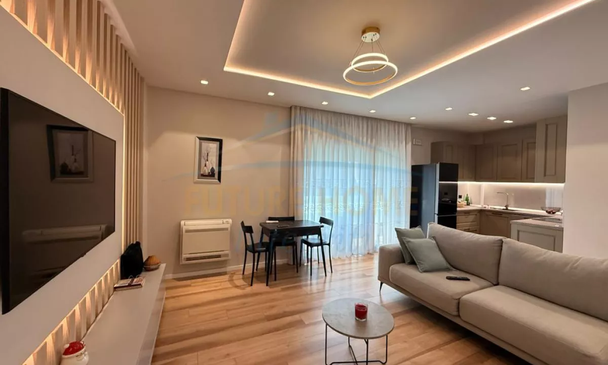 Shtepi ne shitje Apartament ne Tirane, 1+1, Mobilimi E mobiluar, Pagesa 250,000  Euro.